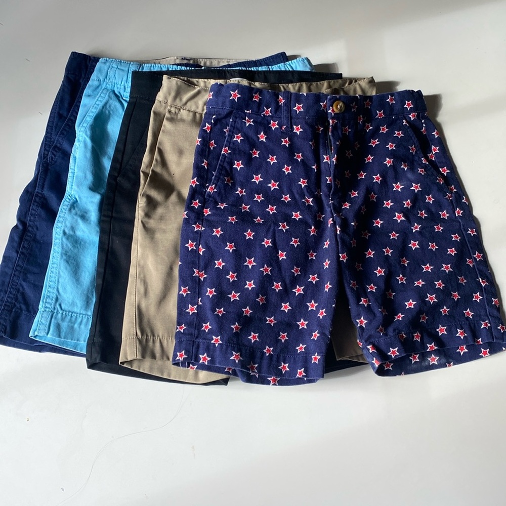 Bundle Boys Shorts Size 6-7
Gap x2 
Nike
Crewcuts
Old Navyy